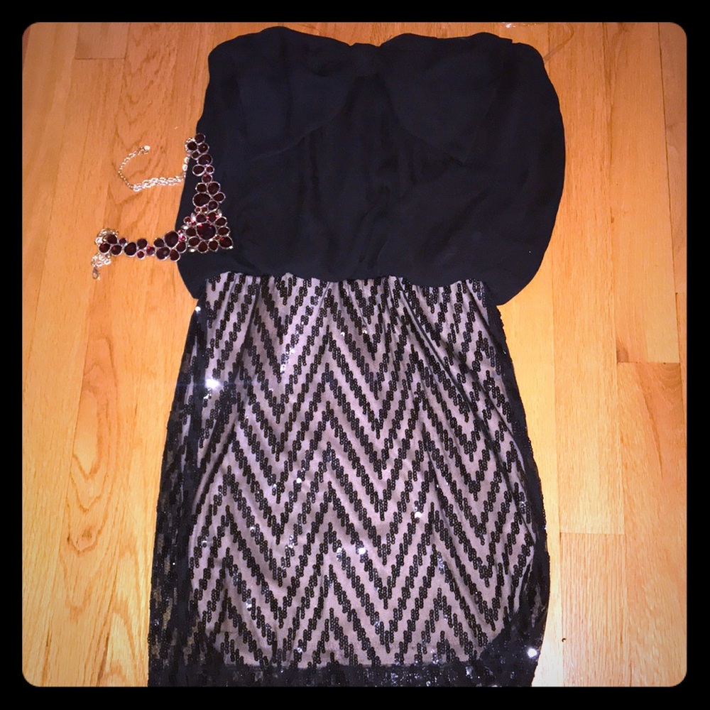 Gorgeous dress from Windsor never worn💫💫